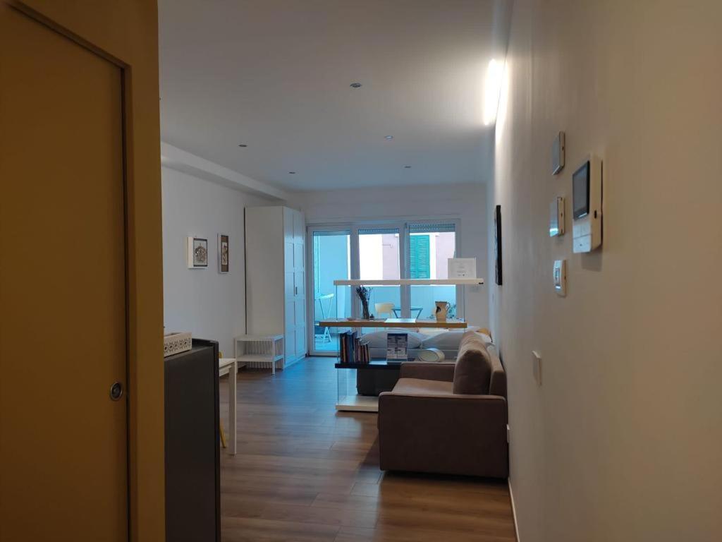 Ferienwohnung Domus13-With Private Parking Bari Exterior foto