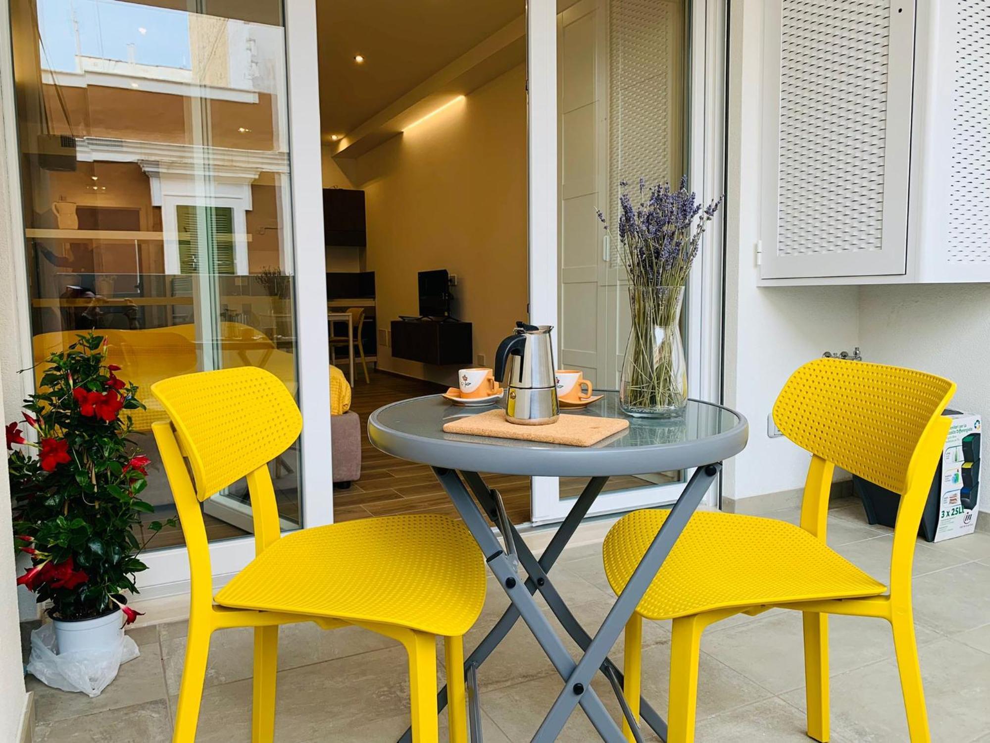 Ferienwohnung Domus13-With Private Parking Bari Exterior foto